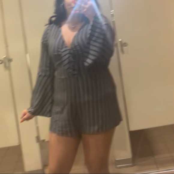 Romper - Picture 2 of 2